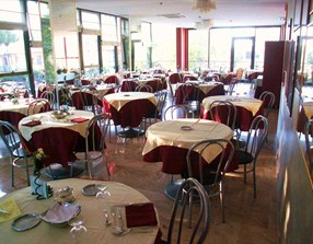 Sala da pranzo lato tilly